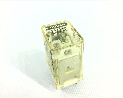 IDEC RH2B-217-AC120V