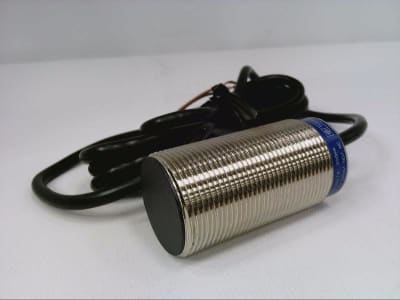 TELEMECANIQUE SENSORS XS1M30KP340