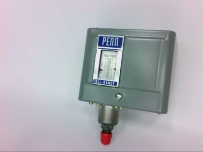 JOHNSON CONTROLS P70CA-2C