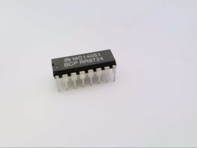 NXP SEMICONDUCTOR MC4051BCP