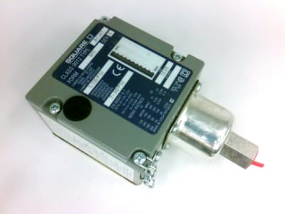 SCHNEIDER ELECTRIC 9012-ACW1-M11