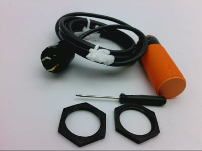 EFECTOR KI0203 WITH HUBBELL CONNECTOR-KI8509