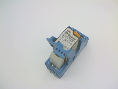 FINDER 58.34.8.230.0060.SPA