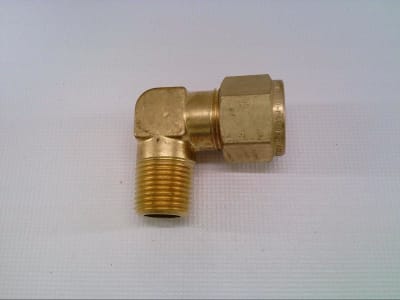 SWAGELOK B-600-2-6