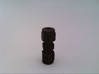 SWAGELOK S-300-6