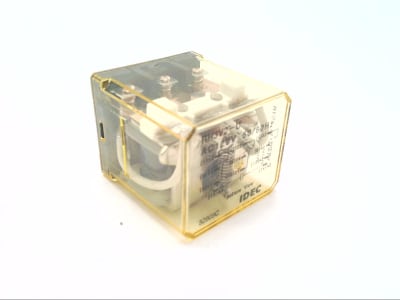 IDEC RH3V2-UAC120V
