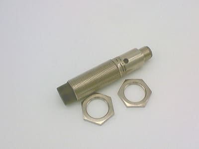 BALLUFF BES01J5