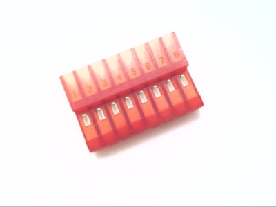 TE CONNECTIVITY 3-640440-8