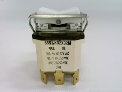 EATON CORPORATION 8556K32X32M