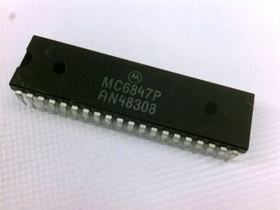 NXP SEMICONDUCTOR MC6847P
