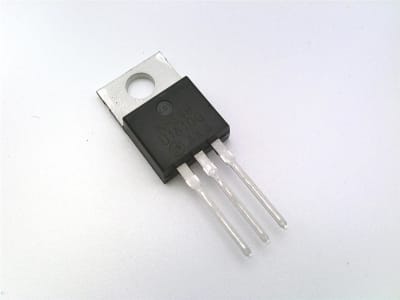 NXP SEMICONDUCTOR TMUR1610CT