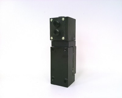 GENERAL ELECTRIC CR315PE103D3