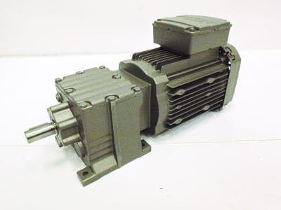 SEW EURODRIVE R17DRE80M4