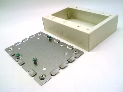 LEGRAND VC5748-3