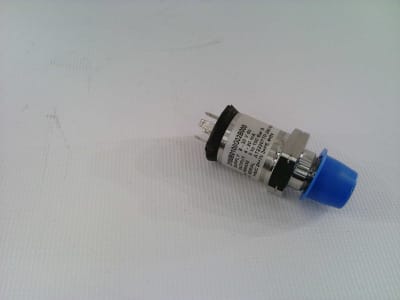 GEMS SENSORS 3100B0100G02B000