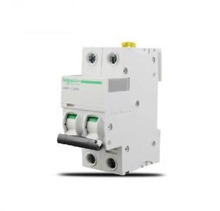 SCHNEIDER ELECTRIC A9F18210