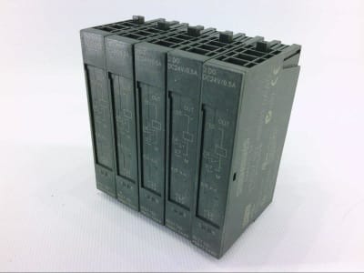 SIEMENS 6ES7132-4BB01-0AA0