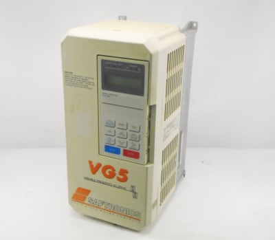 SAFTRONICS CIMR-G5U22P2