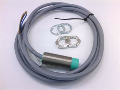 PEPPERL & FUCHS NJ8-18GM50-E0