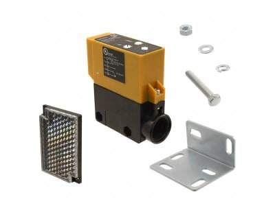 OMRON E3A2-R3M4T