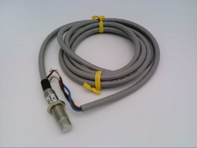 ALLEN BRADLEY 871TM-DH4CP12-A2