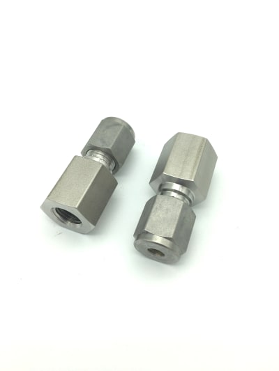 SWAGELOK SS-440-7-4