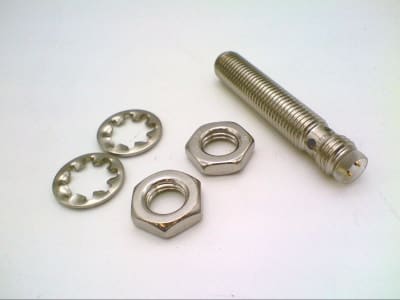 BALLUFF BES0118