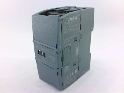 SIEMENS 6ES7222-1HF30-0XB0