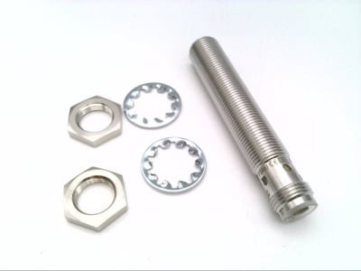 BALLUFF BES 516-325-G-S4-C