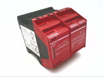 SCHNEIDER ELECTRIC XPSAR311144