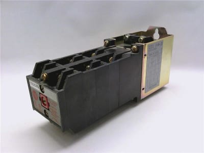 ALLEN BRADLEY 700DC-PK1200Z24