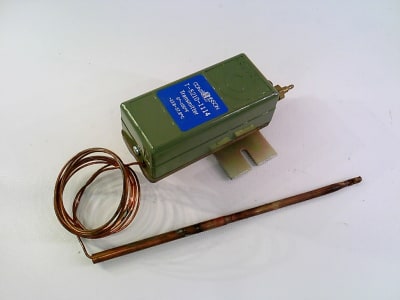 JOHNSON CONTROLS T-5210-1114