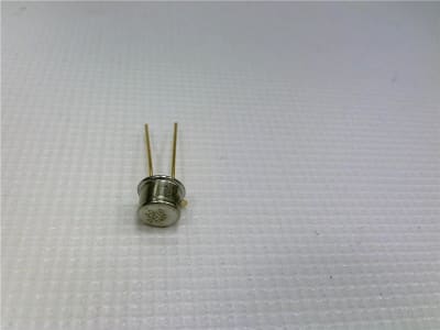 ANALOG DEVICES AD589TH