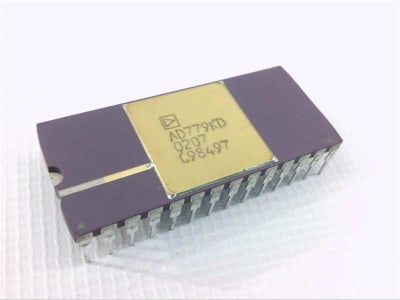 ANALOG DEVICES AD779KD