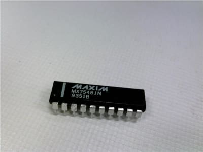 ANALOG DEVICES AD7548JN
