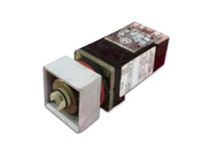 ALLEN BRADLEY 800MS-16HX2B