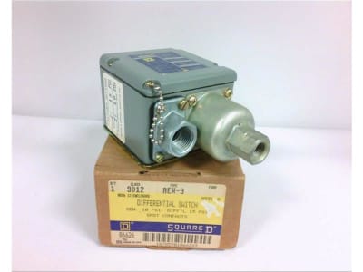 SCHNEIDER ELECTRIC 9012-AEW-9