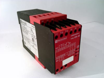 SCHNEIDER ELECTRIC XPSBC3410