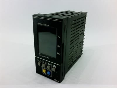 OMRON E5ER-Q4B AC100-240