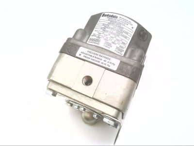 BARKSDALE DPD2T-A3SS