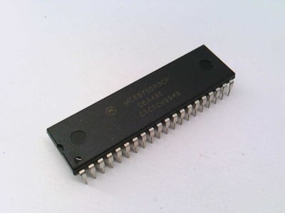 NXP SEMICONDUCTOR MC68705R3CP