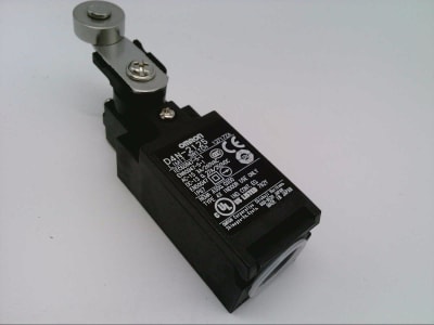 OMRON D4N-2125
