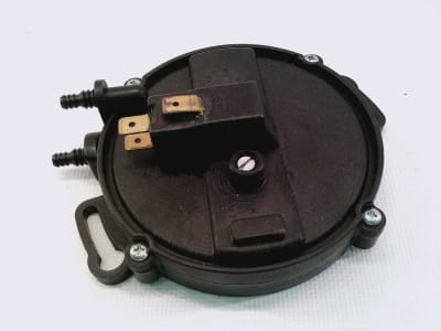 UNITED TECHNOLOGIES 33CSAS-01