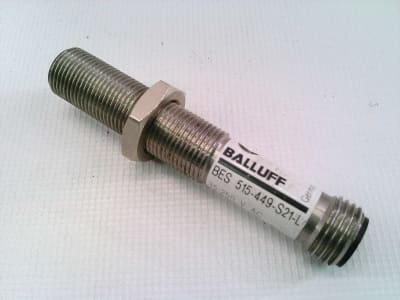 BALLUFF BES-515-449-S21-L