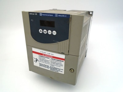 SCHNEIDER ELECTRIC ATV28HU18S6XU