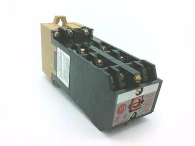 ALLEN BRADLEY 700-PK1200A1
