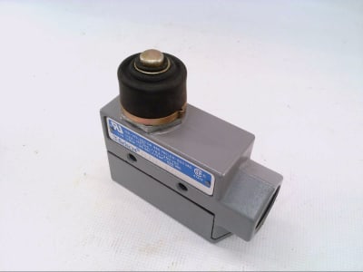 SELECTA SS81-BZE6-2RN