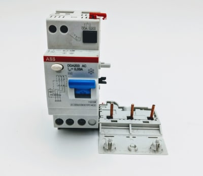 ASEA BROWN BOVERI 2CSB203001R1400