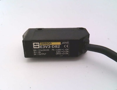 OMRON E3V3-D82