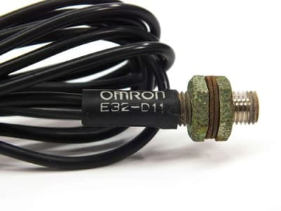 OMRON E32D11